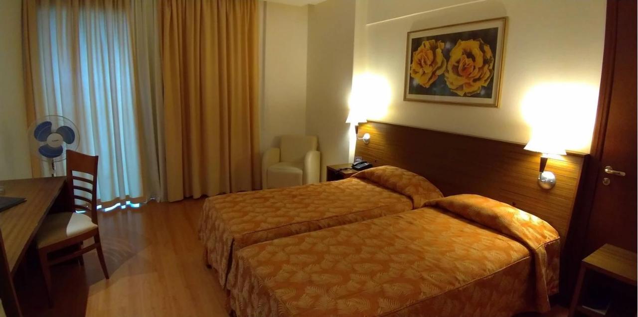 Master Plaza Hotel バルバセーナ エクステリア 写真